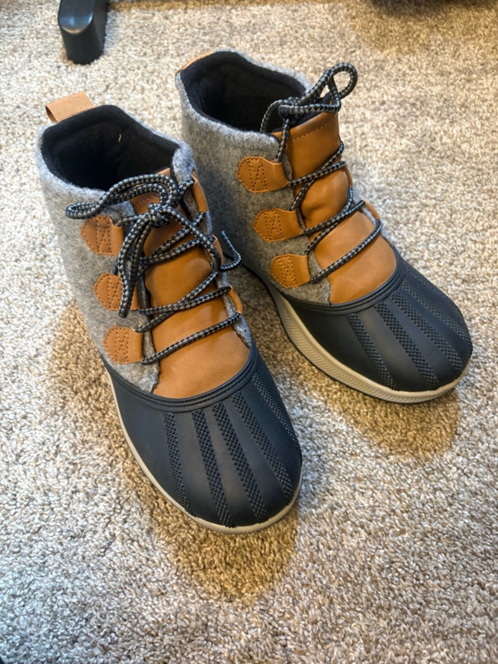 Brand New Waterproof Duck Boots in Gray, Navy & Brown - out and about 8.5
